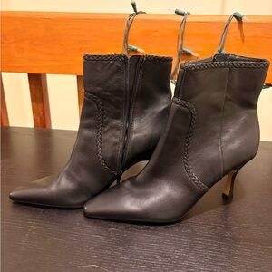 Express Black Kitten Heeled Boots